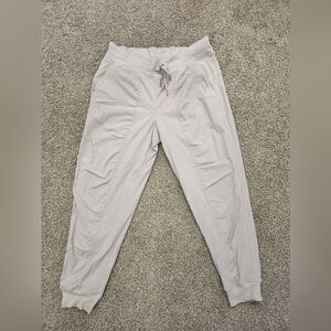 Lululemon Women's Dance Studio Jogger Pant, White LINED, Mid-rise size 12